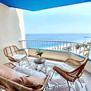 Apartamento Seawiews Deluxe Sinesedesignhomes, Almuñécar